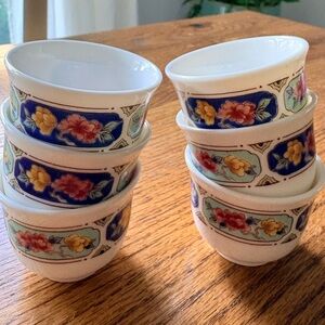 Fashionware 1942 Handle-less small Floral fine china Tea Cups- set of 6